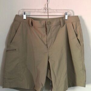 Men’s men’s tan loose Under armor Tan Casual Shorts